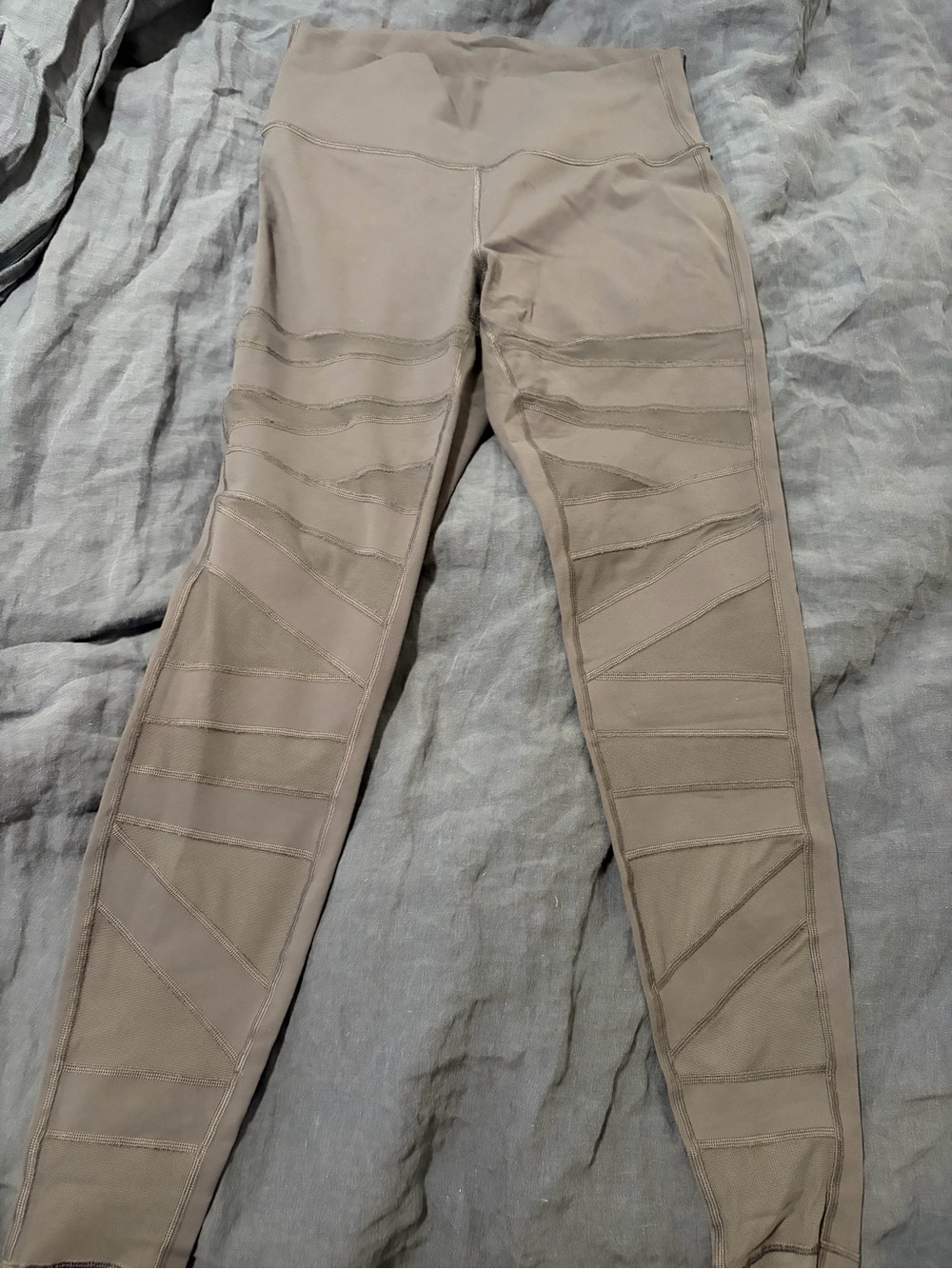 Lululemon Grey High-Waist tech Mesh Leggings